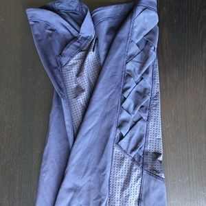 lululemon athletica Pants - Navy lululemon crops lululemon athletica Pants - Navy lululemon crops